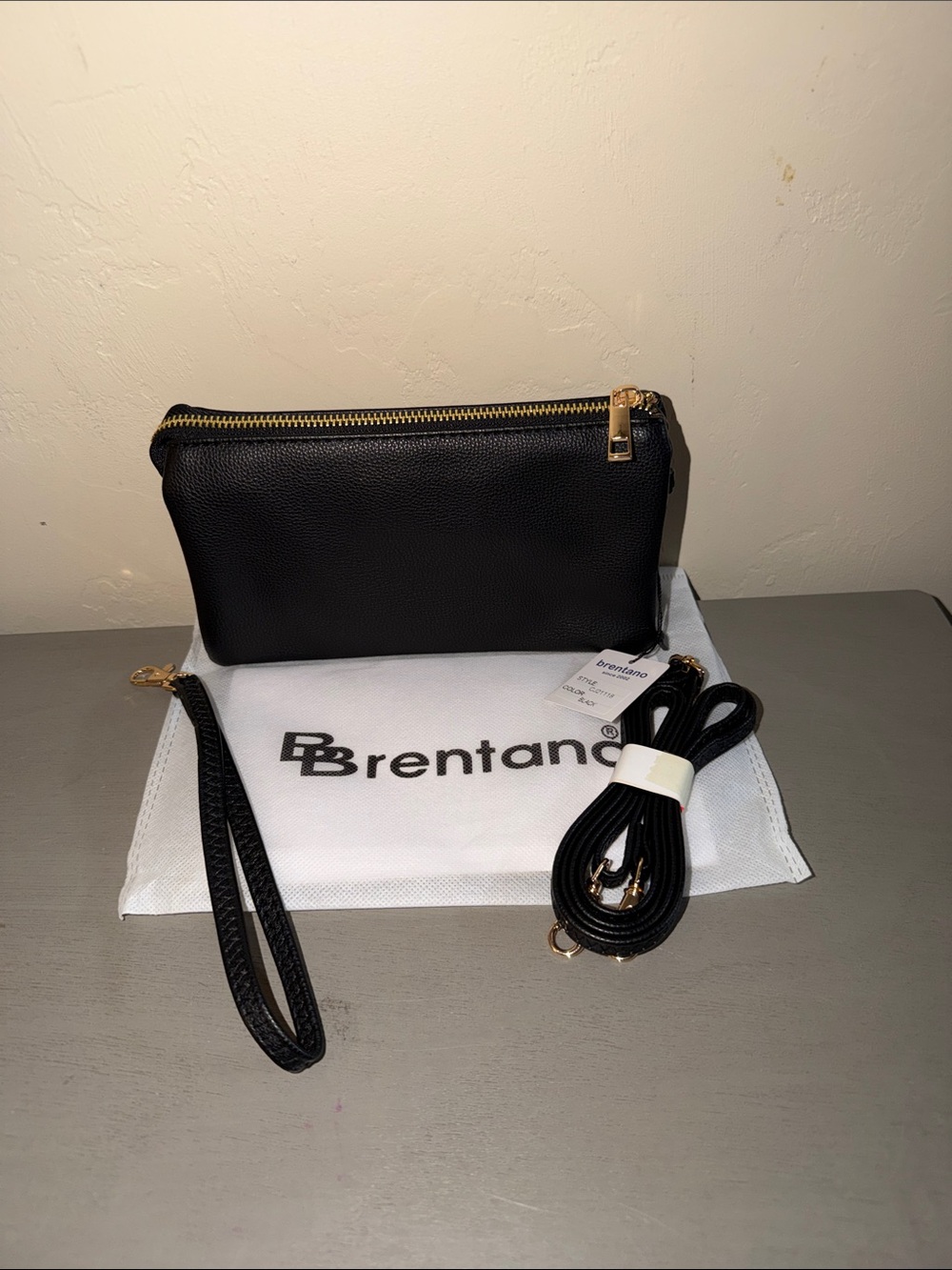 Brentano Black Leather Convertible Wristlet & Crossbody